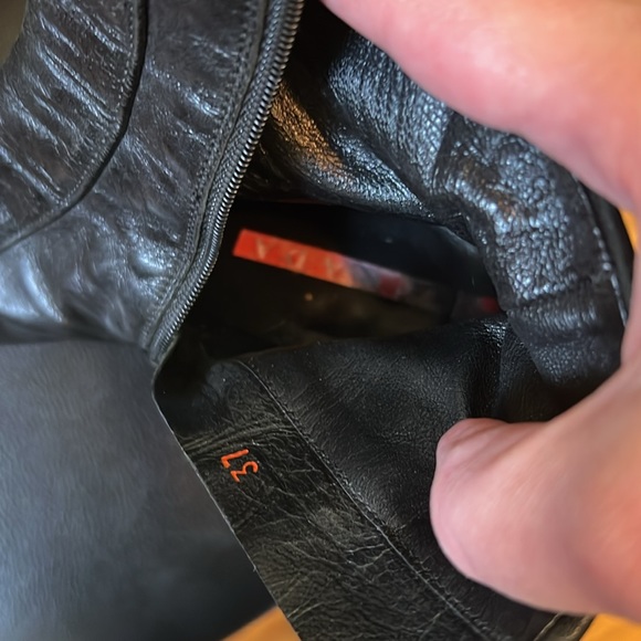 Just in- authentic PRADA BOOTIES - Picture 8 of 10